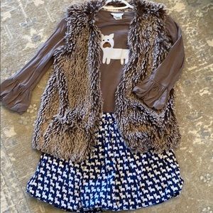 Hannah Kate Size 10 outfit-skirt top vest